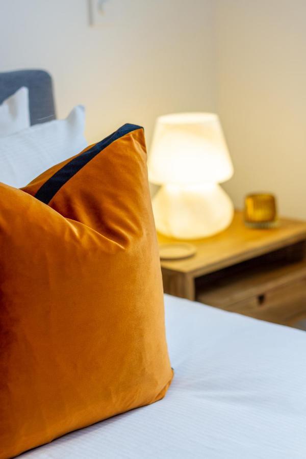 Cashel Street Hideaway 2 Bed 2 Bath Apartment Christchurch Exterior photo