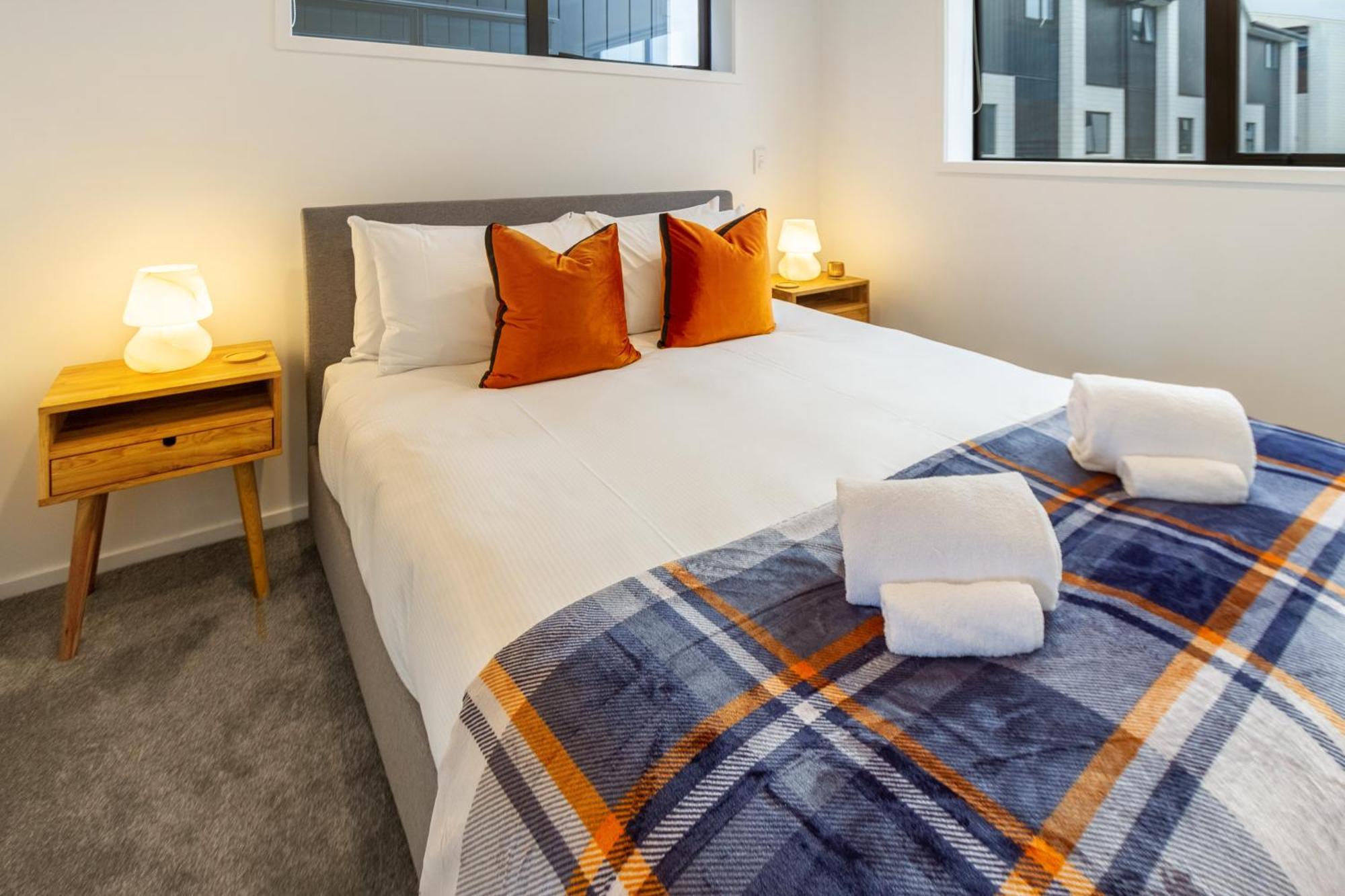 Cashel Street Hideaway 2 Bed 2 Bath Apartment Christchurch Exterior photo
